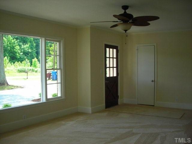 975 Oxford Road Roxboro, NC 27573 - Photo 3 of 9