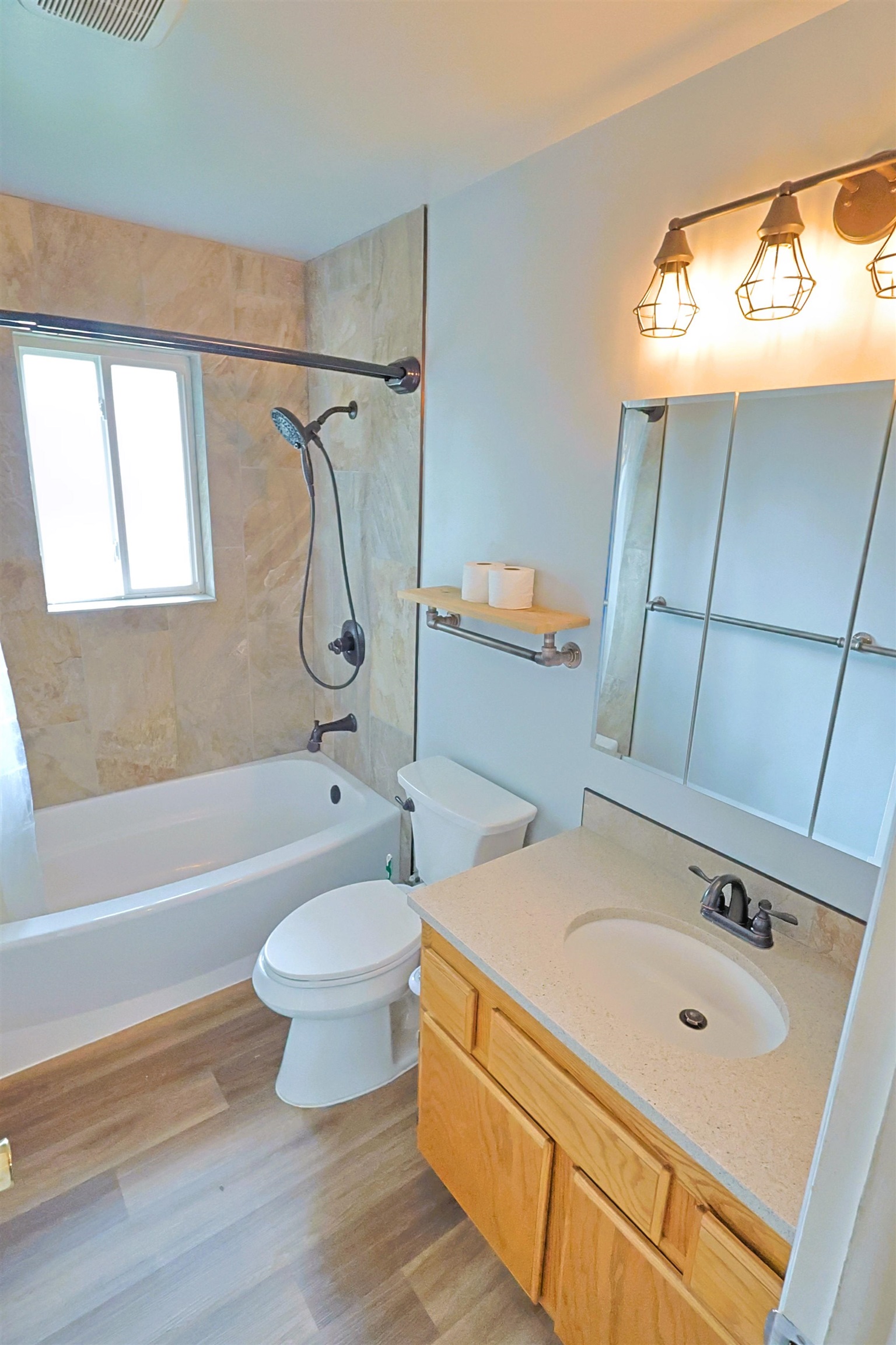 250 North Raymond Road, Unit A12 Spokane Valley, WA 99206 - Photo 19 of 34
