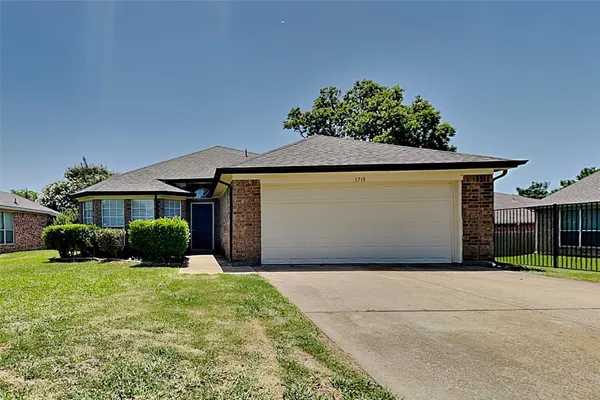 $2,125 | 1715 Bertram Drive, Mansfield, TX 76063