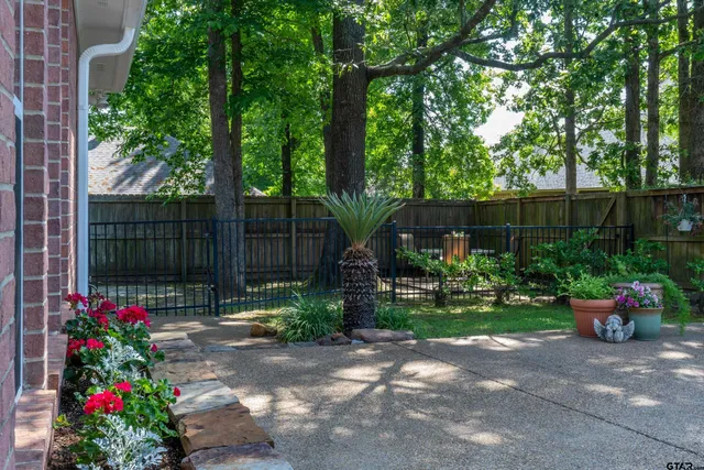 $525,000 | 1014 Lovers Lane, Longview, TX 75604