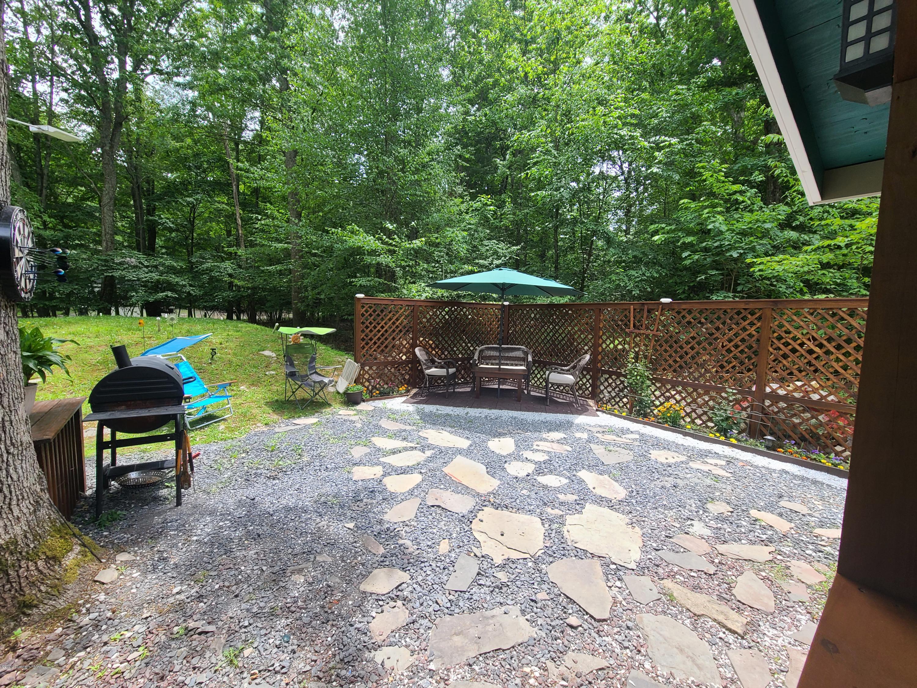 407 Leander Road East Stroudsburg, PA 18302 - Photo 5 of 40 20200615_130002