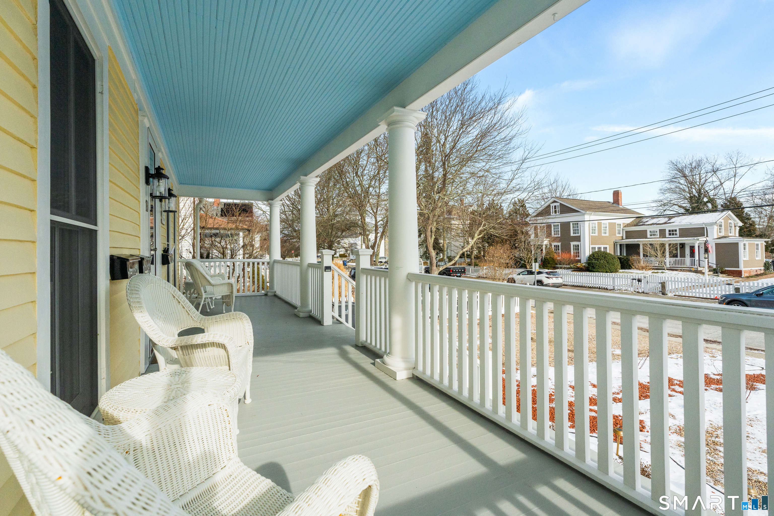 19 Pearl Street Groton, CT 06355 - Photo 3 of 39 a view of balcony with furniture