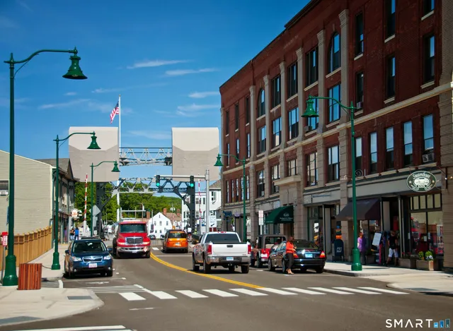 $1,595,000 | 19 Pearl Street, Groton, CT 06355