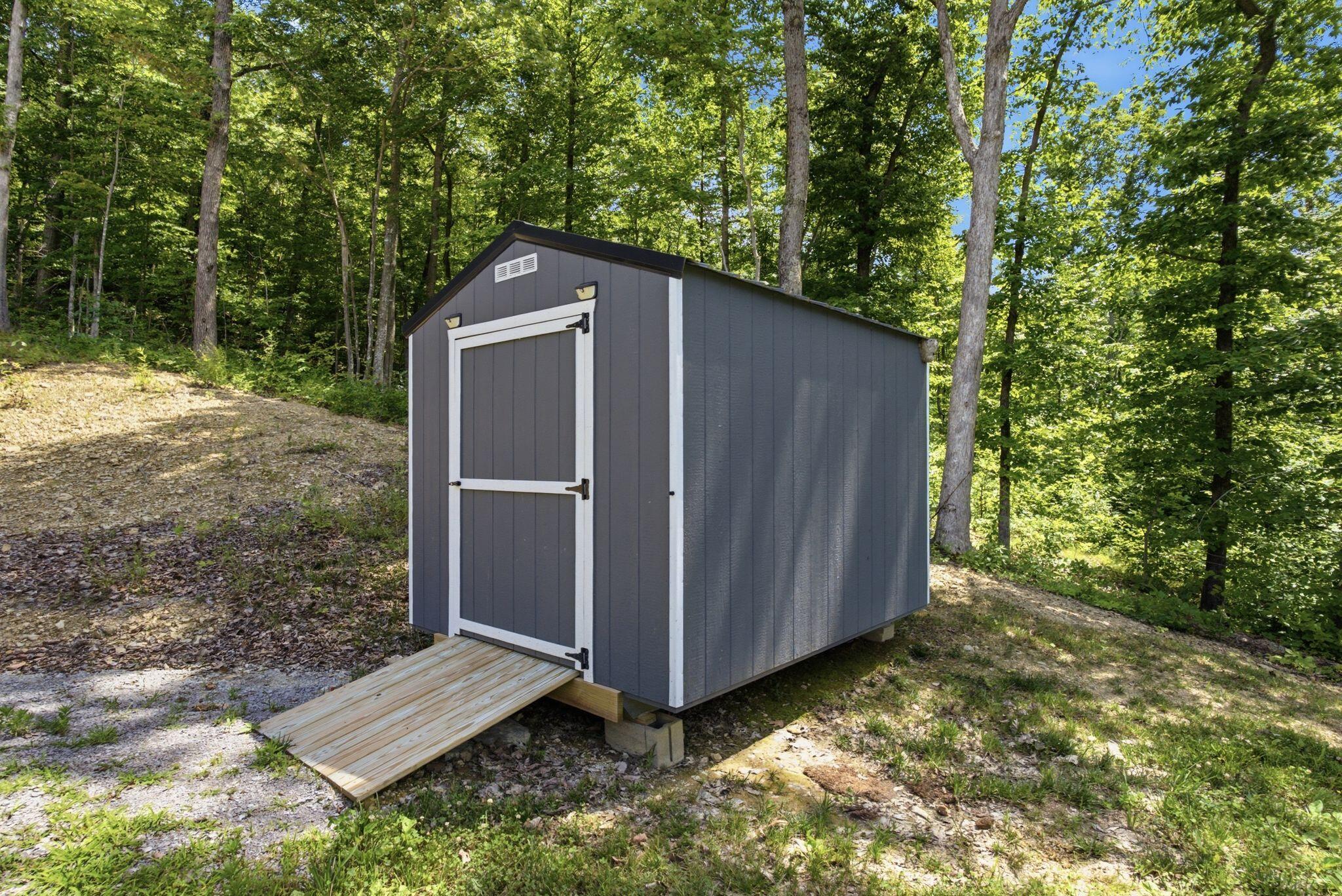 779 Narrow Gap Road Paint Lick, KY 40461 - Photo 43 of 59 57_dsc03782