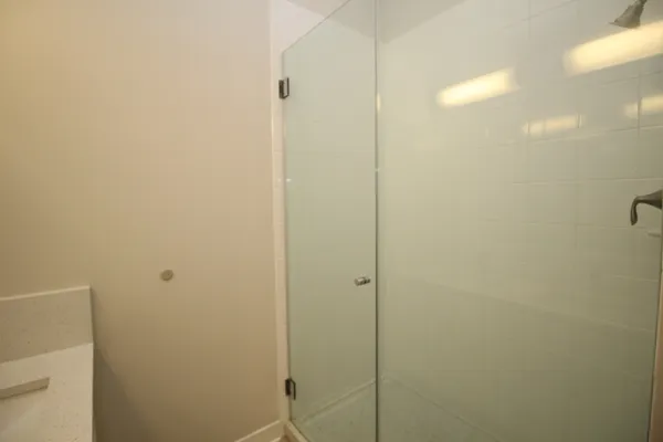 $3,400 | 1540 West Fullerton Avenue, Unit 206, Chicago, IL 60614