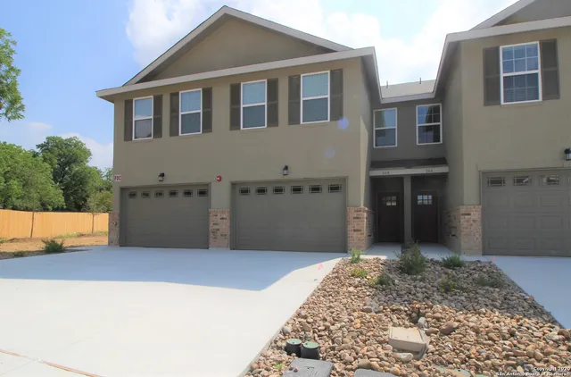 $1,495 | 348 Untermaier Street, New Braunfels, TX 78130