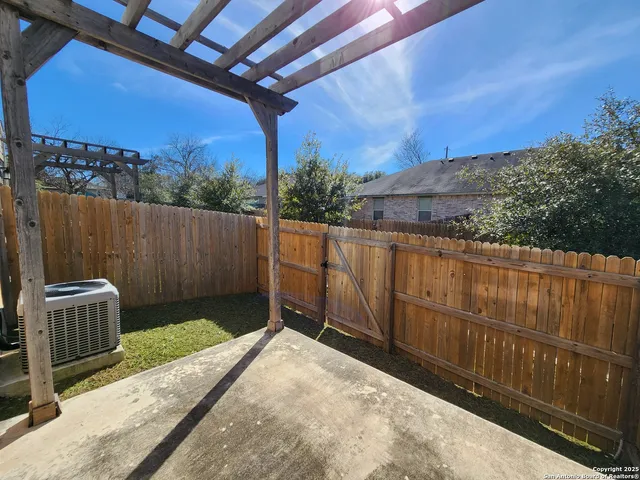 $1,495 | 348 Untermaier Street, New Braunfels, TX 78130