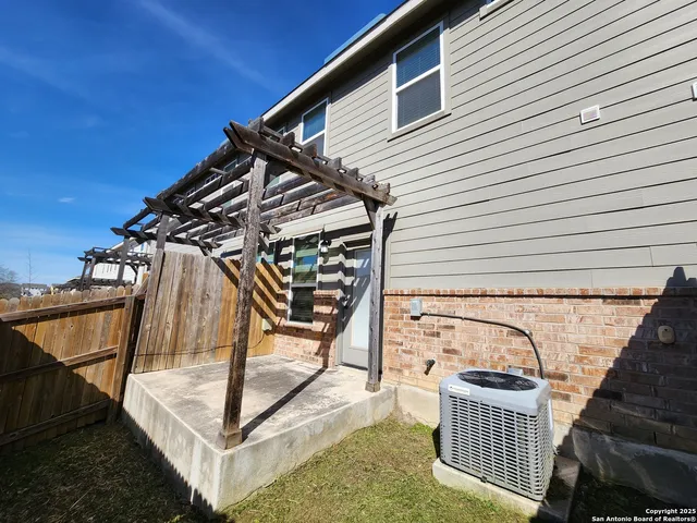 $1,495 | 348 Untermaier Street, New Braunfels, TX 78130