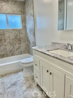 $1,799 | 5721 Tilden Avenue, Unit A, Sherman Oaks, CA 91401