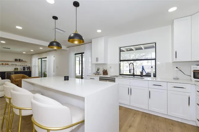 $820,000 | 10395 Northwest 42nd Drive, Coral Springs, FL 33065