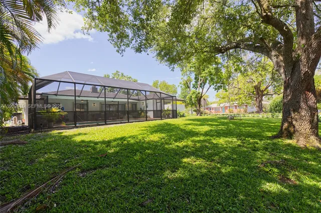 $820,000 | 10395 Northwest 42nd Drive, Coral Springs, FL 33065