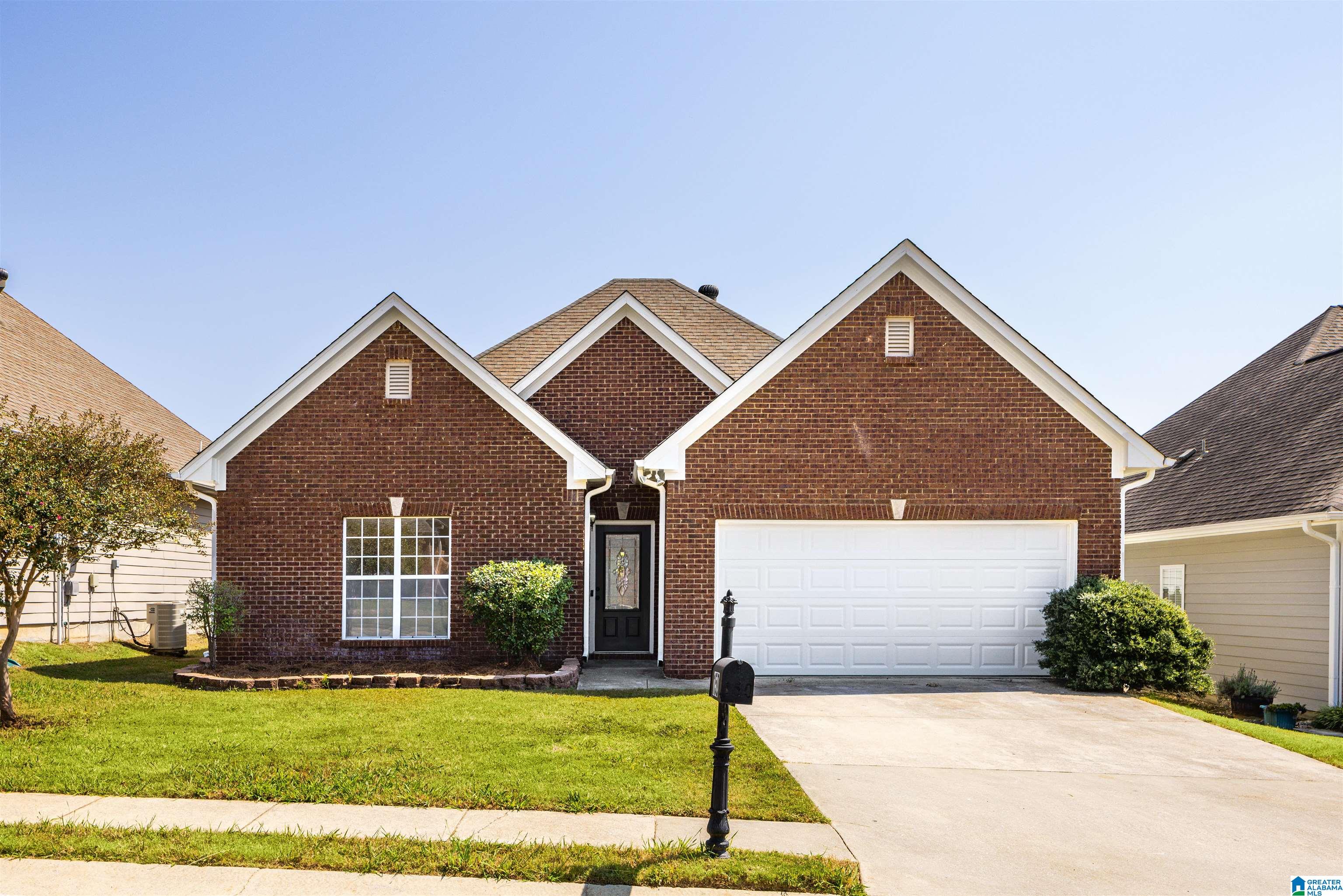 150 Charlton Lane Calera, AL 35040 - Photo 4 of 38