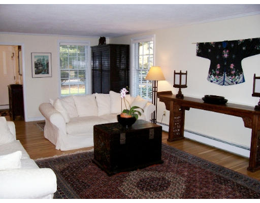 2 Paddock Lane Lexington, MA 02421 - Photo 2 of 7