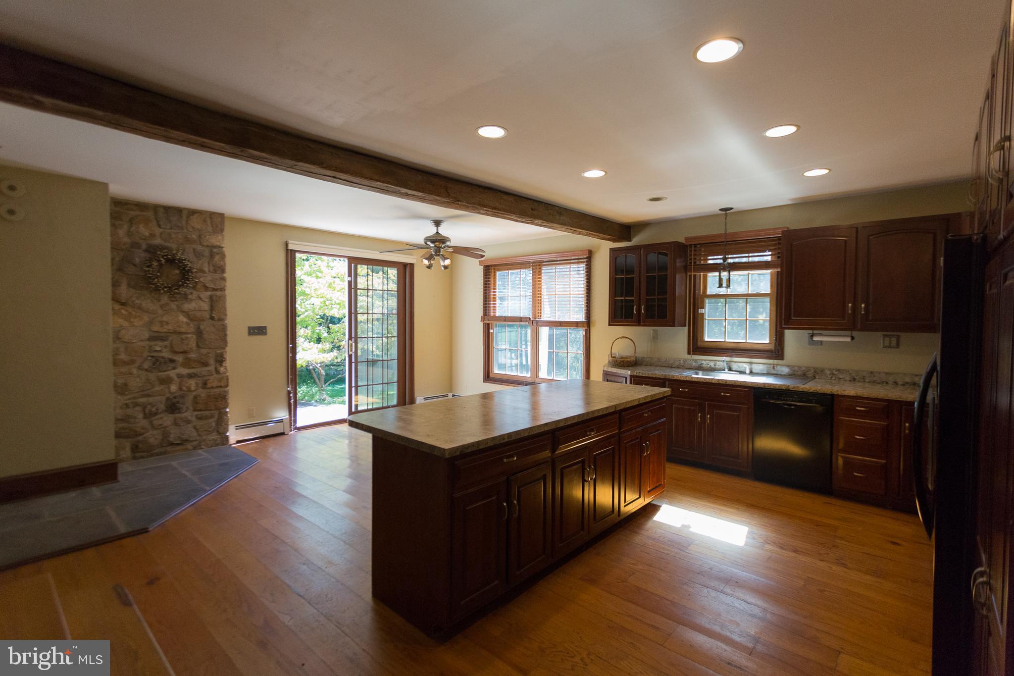 101 Centennial Road Warminster, PA 18974 - Photo 6 of 44 Kitchen Island