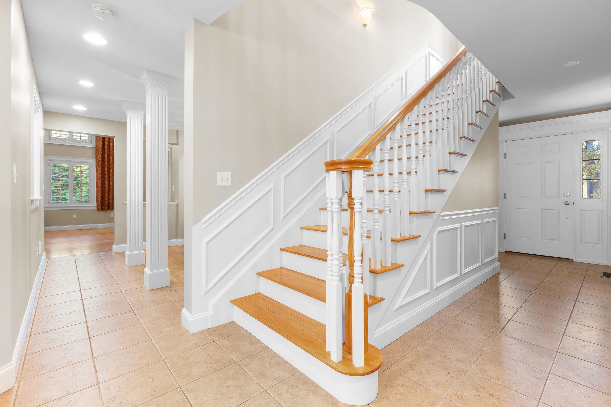 17 Welch Road Londonderry, NH 03053 - Photo 8 of 60 Gallery Image 8