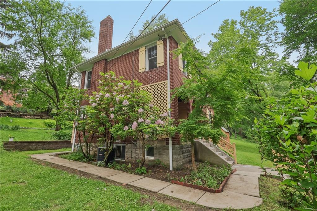 1571 Baldwick Road Pittsburgh, PA 15205 - Photo 2 of 47 Gallery Image 2