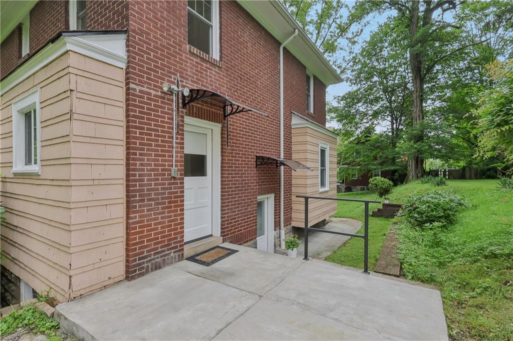 1571 Baldwick Road Pittsburgh, PA 15205 - Photo 32 of 47 Gallery Image 32