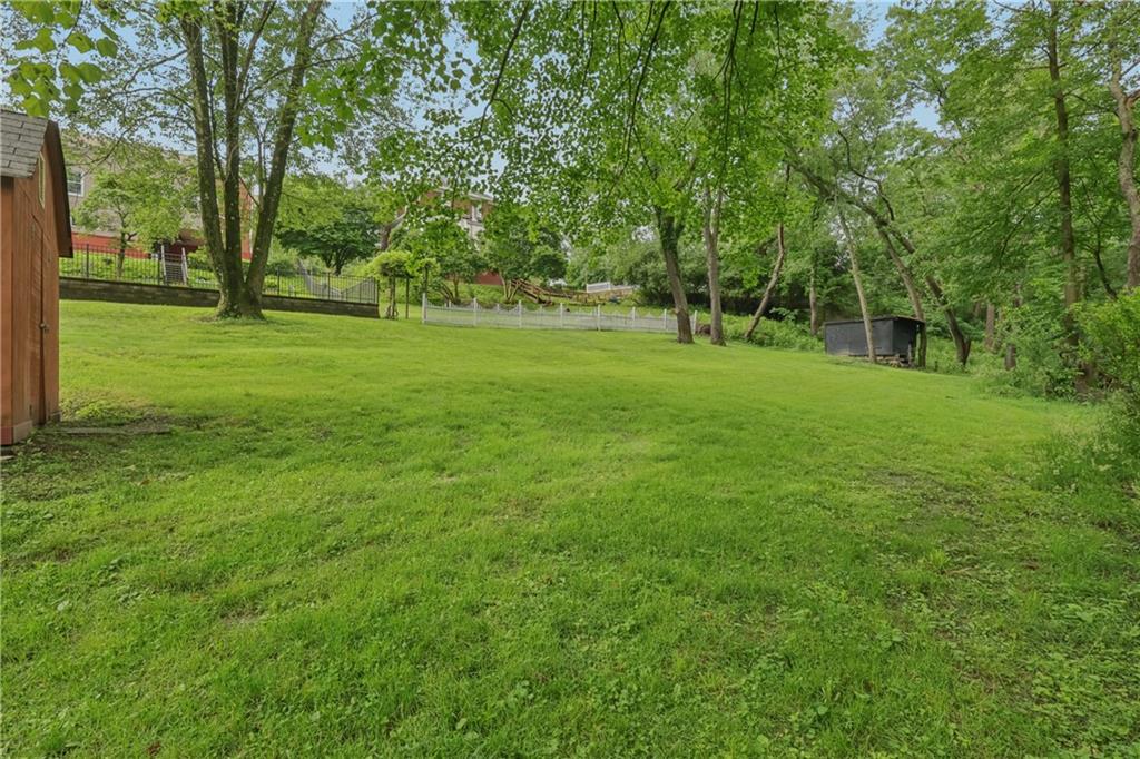 1571 Baldwick Road Pittsburgh, PA 15205 - Photo 34 of 47 Gallery Image 34