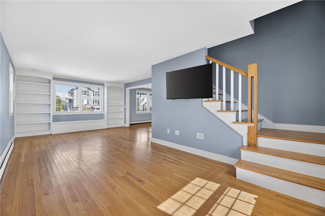 8 Pasadena Avenue Westerly, RI 02891 - Photo 17 of 46