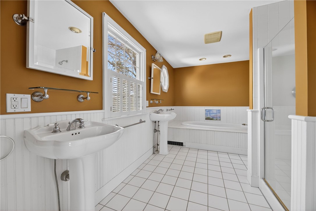 8 Pasadena Avenue Westerly, RI 02891 - Photo 24 of 46