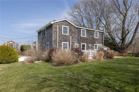 $1,750,000 | 8 Pasadena Avenue, Westerly, RI 02891
