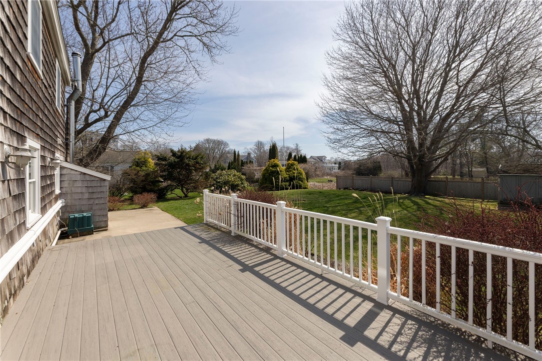 8 Pasadena Avenue Westerly, RI 02891 - Photo 39 of 46