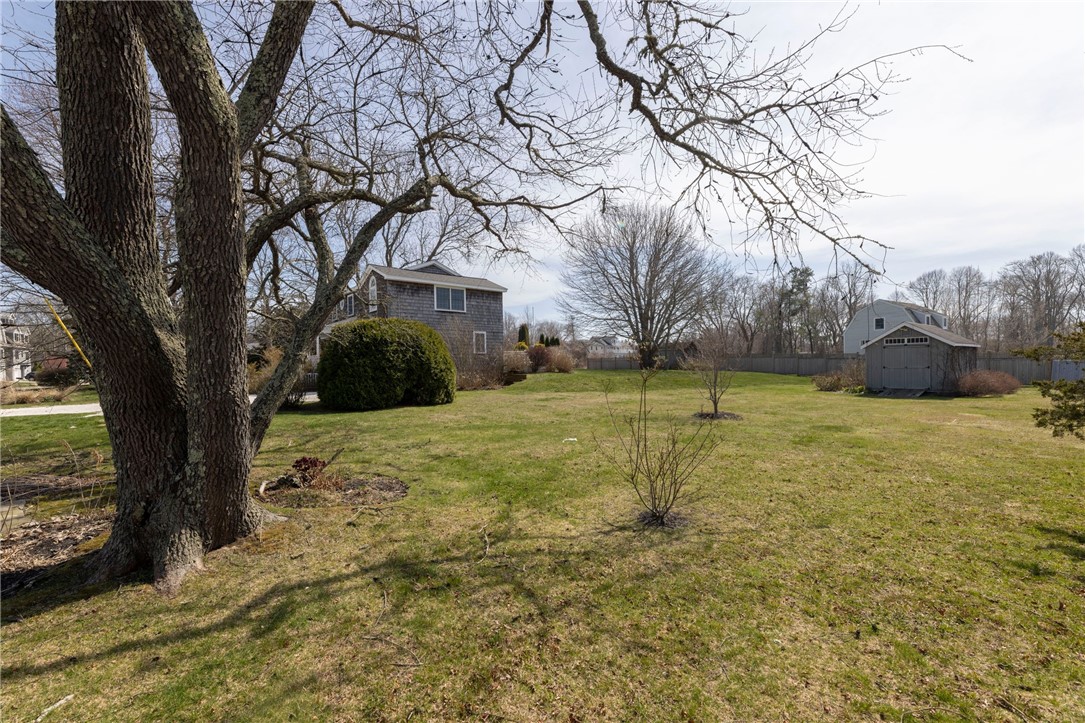 8 Pasadena Avenue Westerly, RI 02891 - Photo 44 of 46