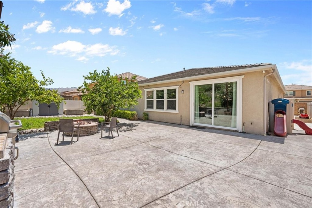 20948 Center Street Riverside, CA 92507 - Photo 37 of 43