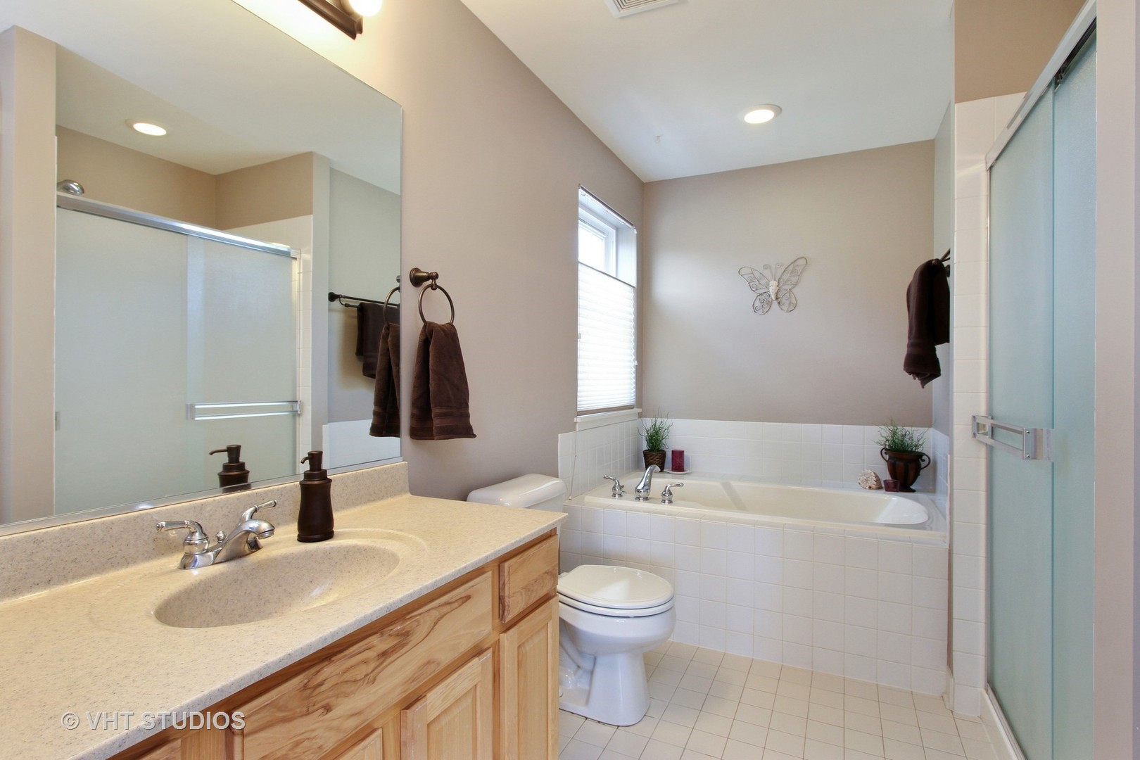 1438 Thimbleweed Road Grayslake, IL 60030 - Photo 7 of 23
