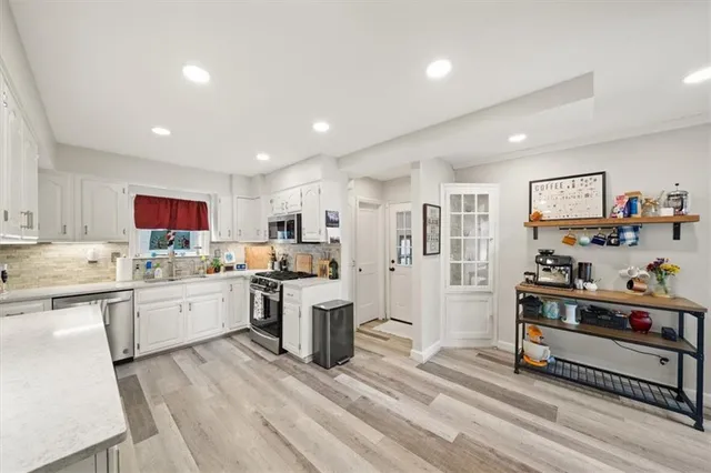 $522,500 | 1212 West 72 Street, Kansas City, MO 64114