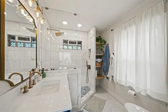 $522,500 | 1212 West 72 Street, Kansas City, MO 64114