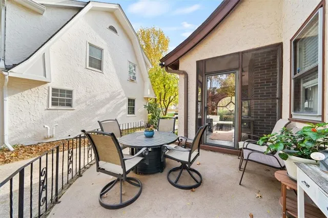 $522,500 | 1212 West 72 Street, Kansas City, MO 64114