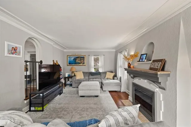 $522,500 | 1212 West 72 Street, Kansas City, MO 64114