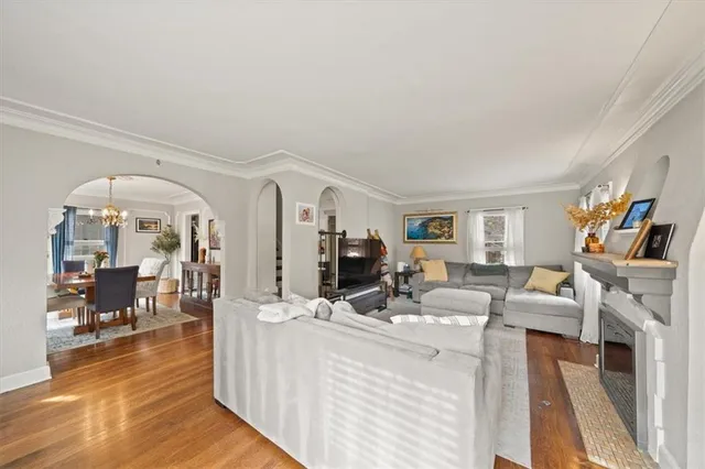 $522,500 | 1212 West 72 Street, Kansas City, MO 64114