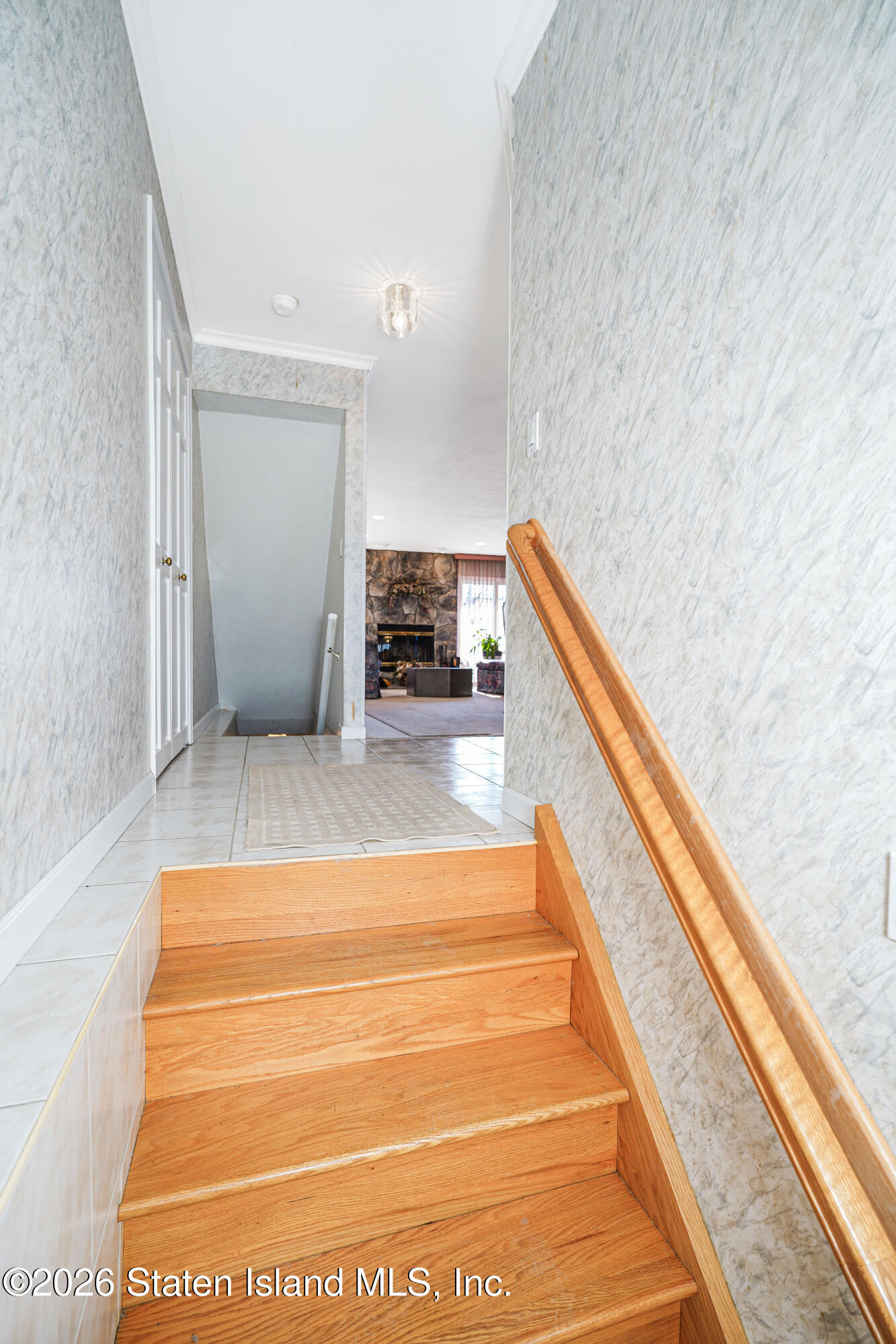 82 Birch Road Staten Island, NY 10303 - Photo 4 of 24 Photo Feb 05 2026, 2 13 45 PM