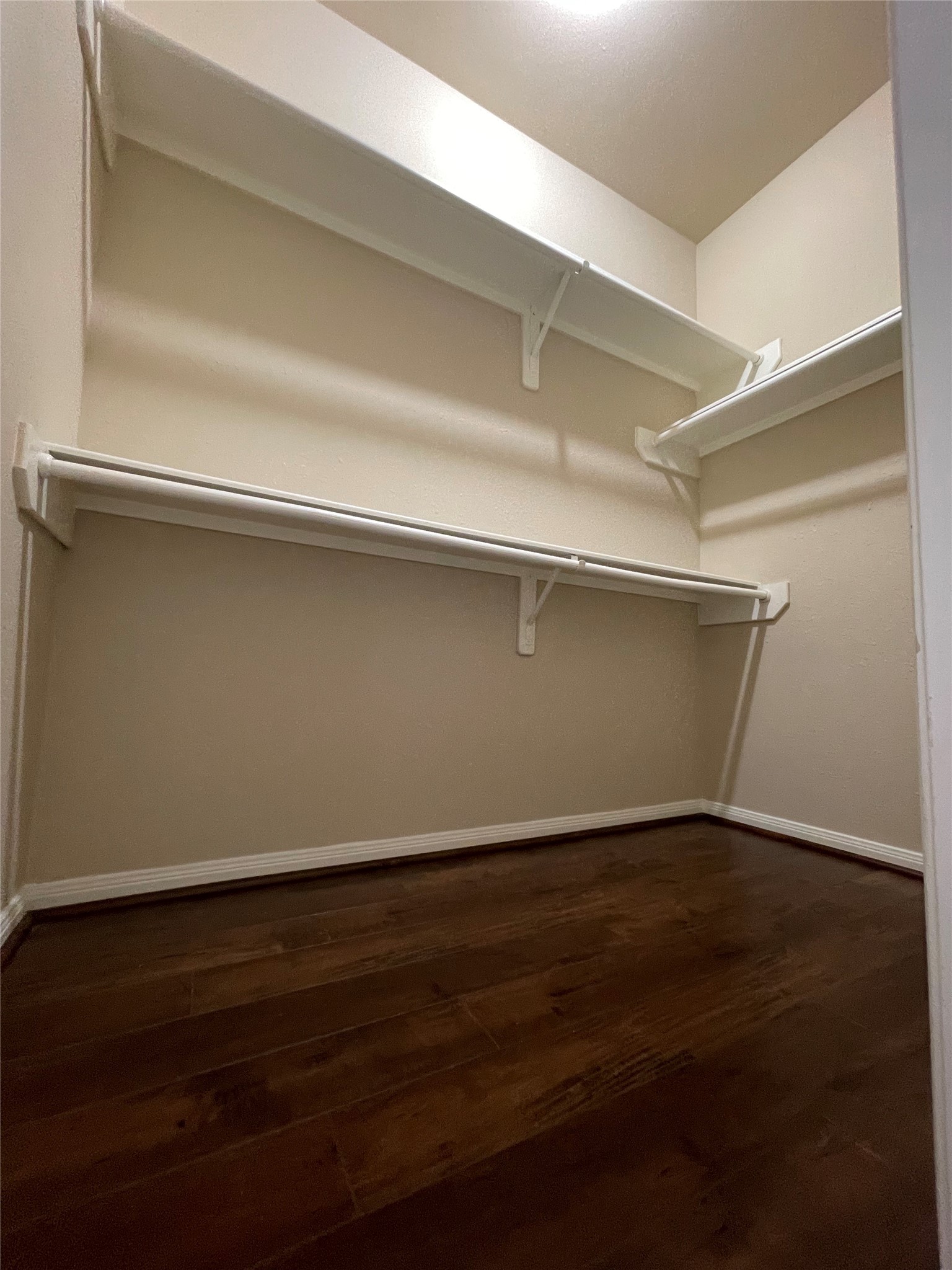 10607 Mills Way Houston, TX 77070 - Photo 9 of 17 a view of an empty room