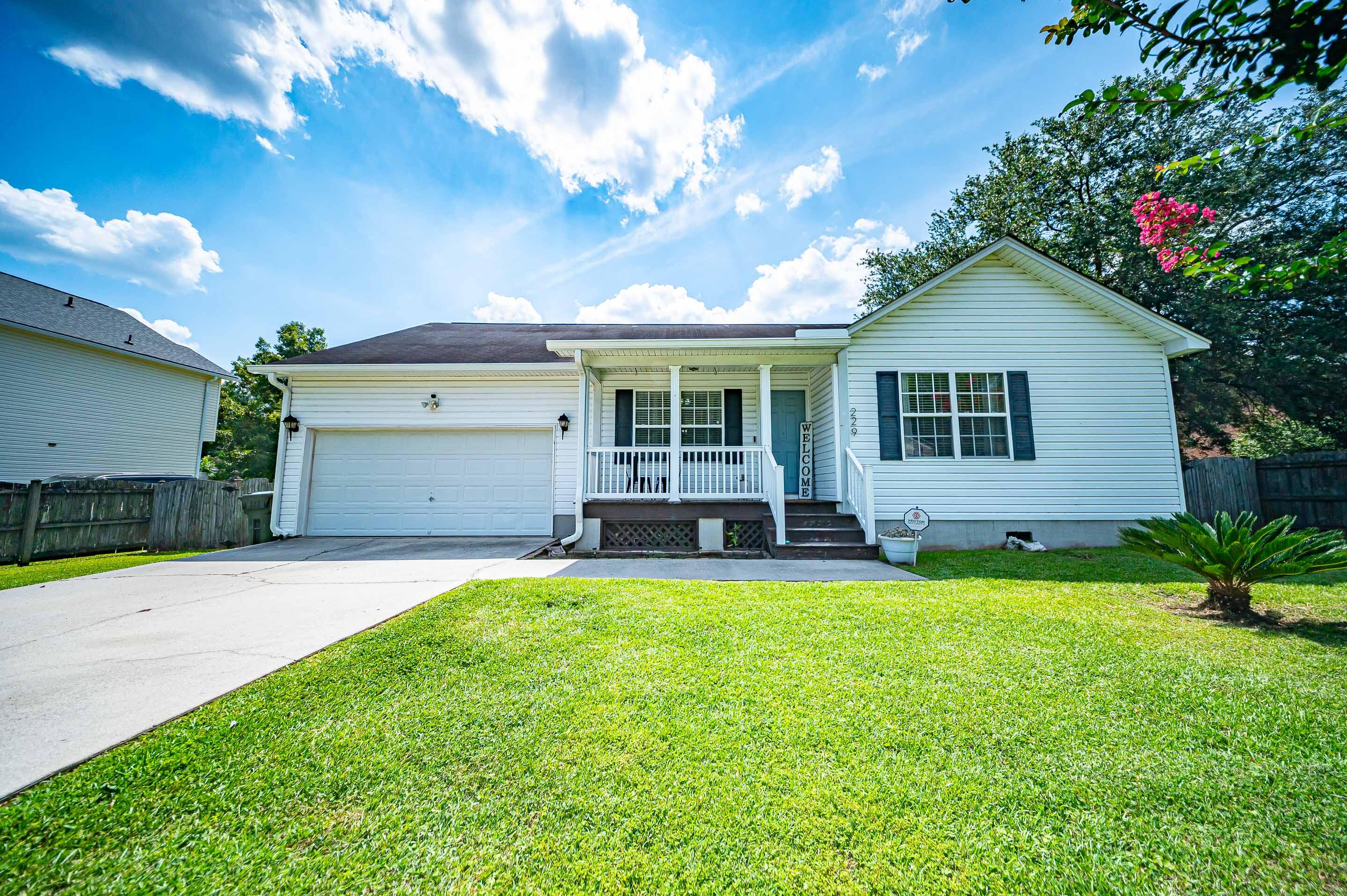 229 Lindy Creek Road Goose Creek, SC 29445 - Photo 2 of 59 JDH_0376