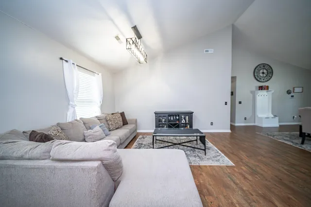 $329,990 | 229 Lindy Creek Road, Goose Creek, SC 29445