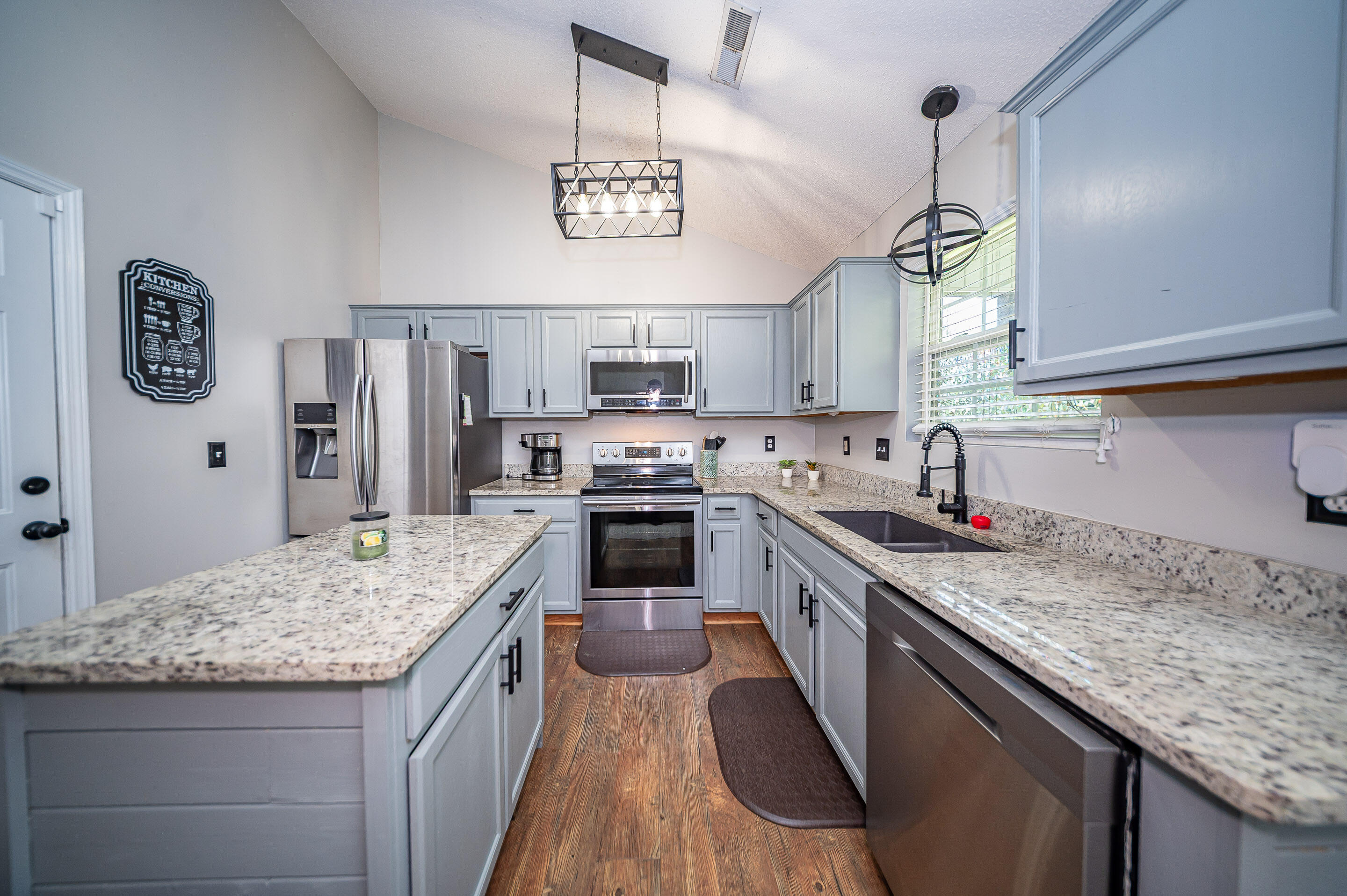 229 Lindy Creek Road Goose Creek, SC 29445 - Photo 23 of 59 JDH_0388