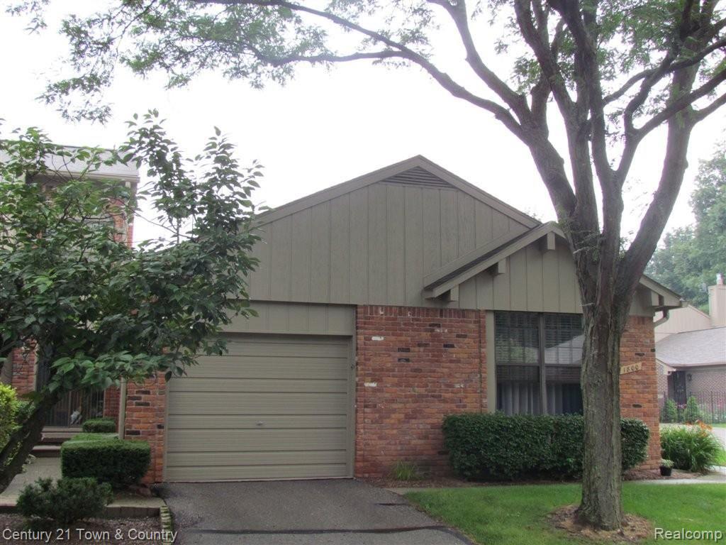 1800 Thomas Court Rochester, MI 48309 - Photo 17 of 20 Garage