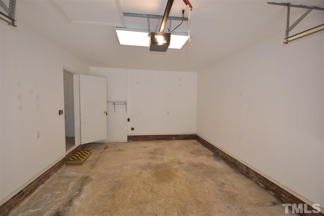 2817 Fairlawn Road Durham, NC 27705 - Photo 10 of 29 Gallery Image 10