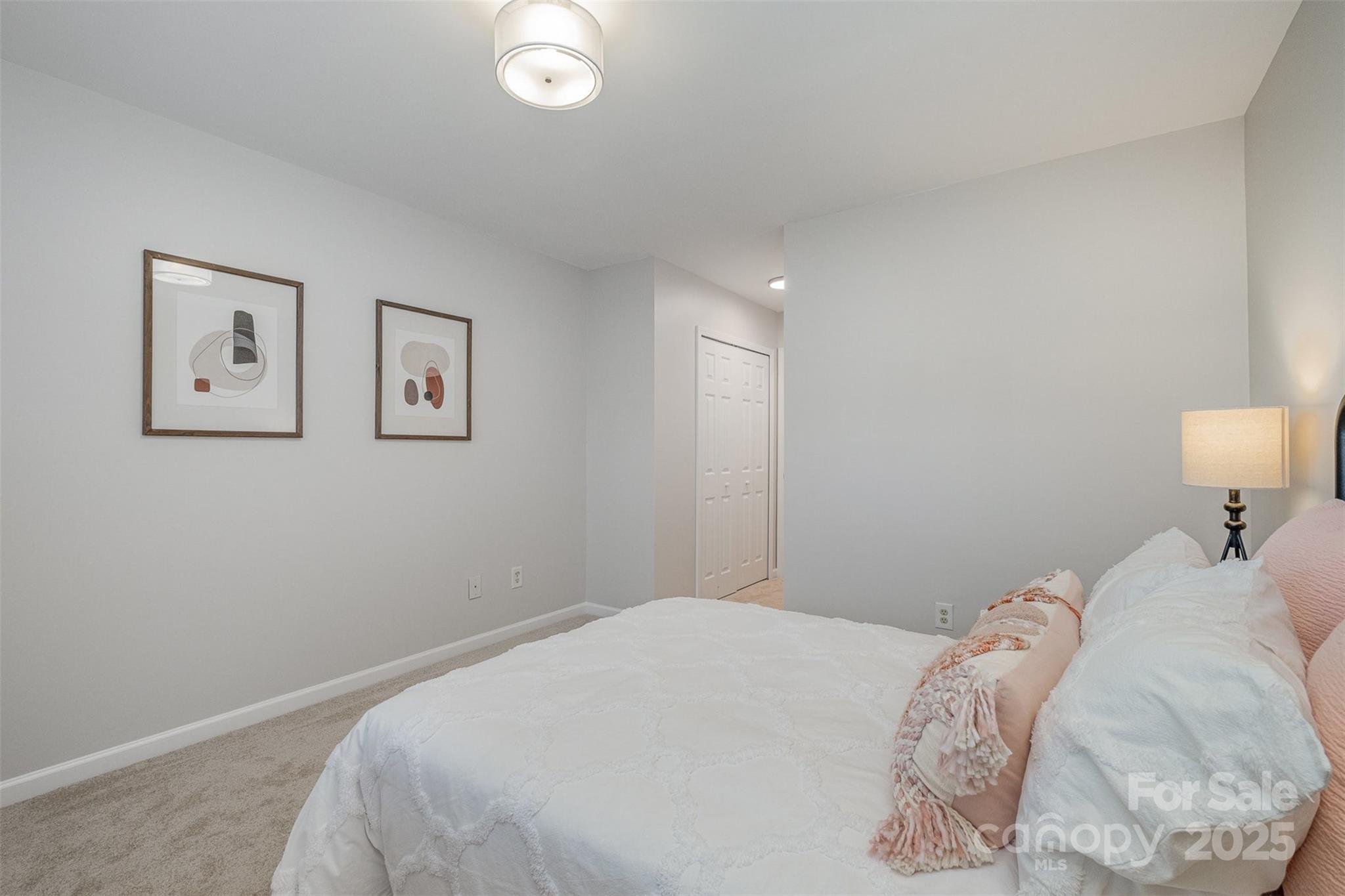 8146 Rudolph Road Charlotte, NC 28216 - Photo 32 of 41