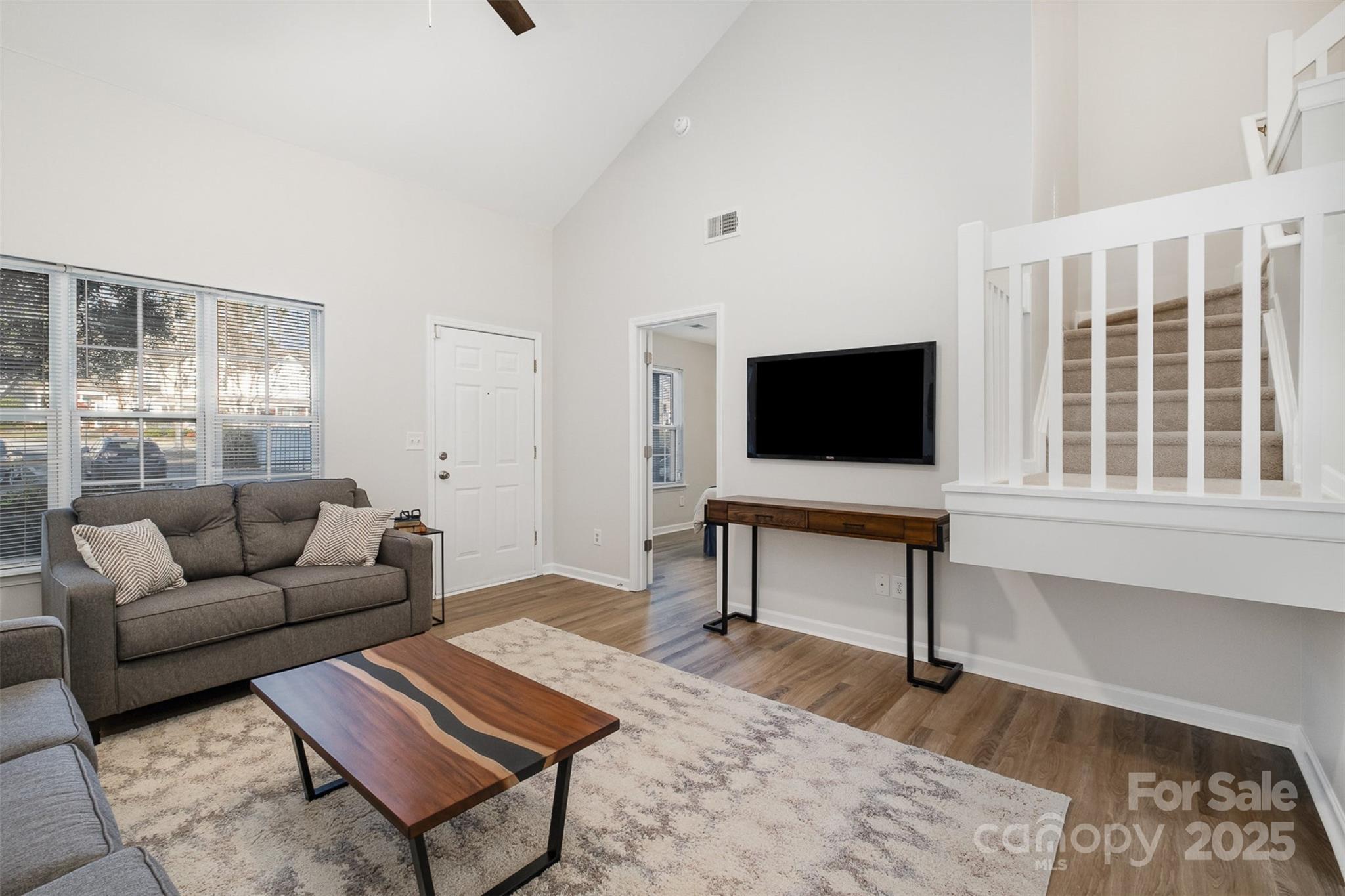 8146 Rudolph Road Charlotte, NC 28216 - Photo 4 of 41
