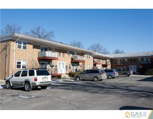 192 Evergreen Road, Unit 16A Edison, NJ 08837 - Photo 8 of 11 Gallery Image 8