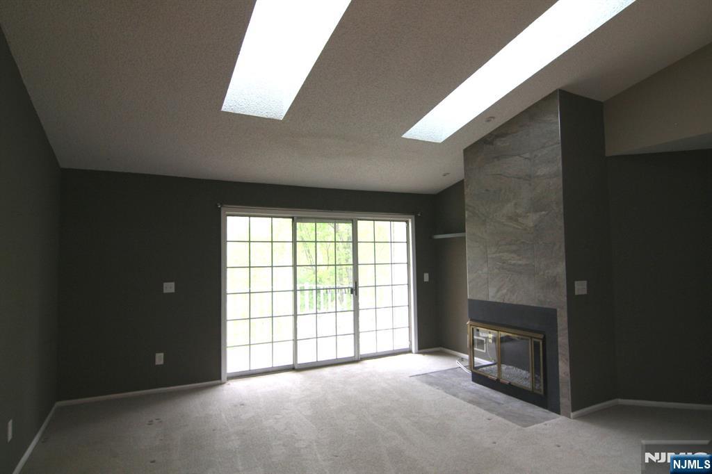 335 Linden Street Mahwah, NJ 07430 - Photo 2 of 15