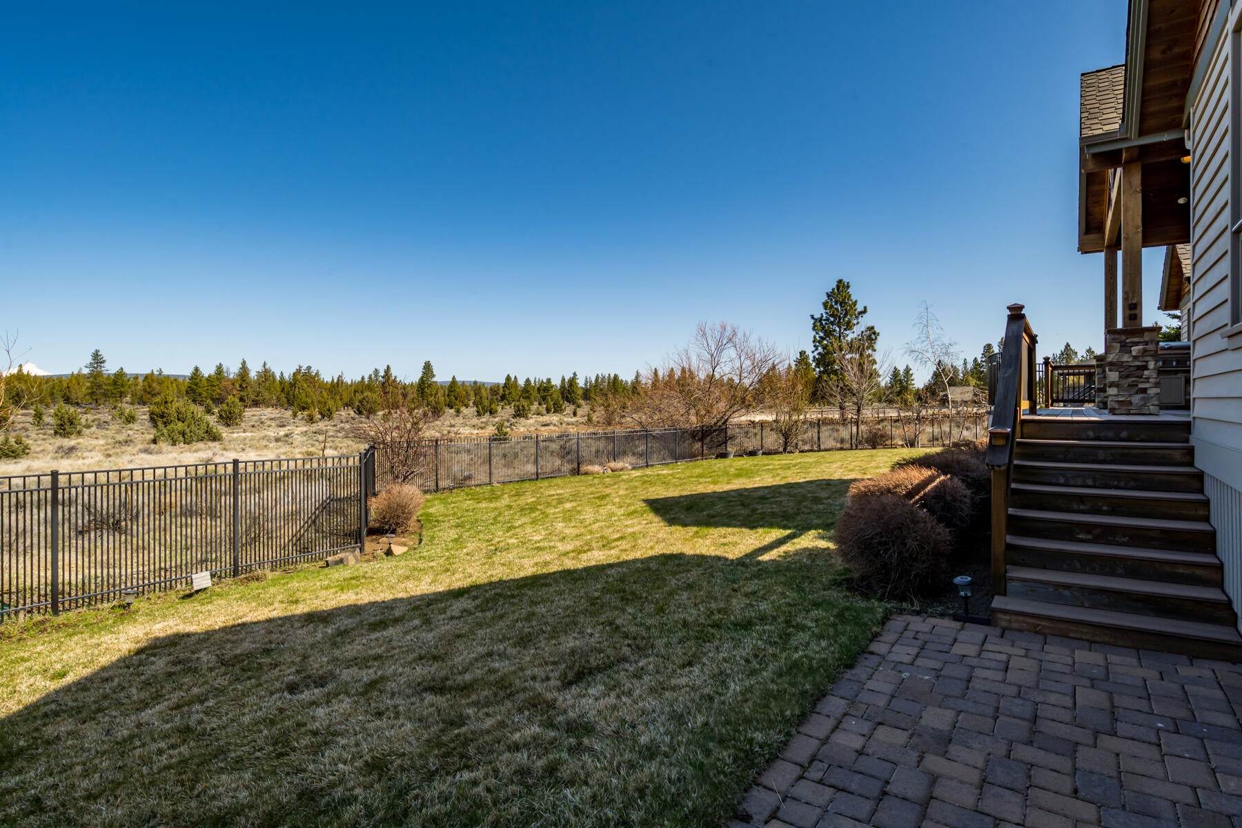 17640 Mountain View Road Sisters, OR 97759 - Photo 47 of 55 JH5_6023