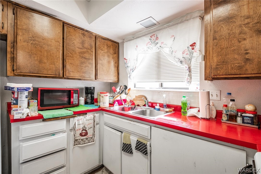 700 Ridgecrest Drive Kingman, AZ 86409 - Photo 11 of 34 Gallery Image 11