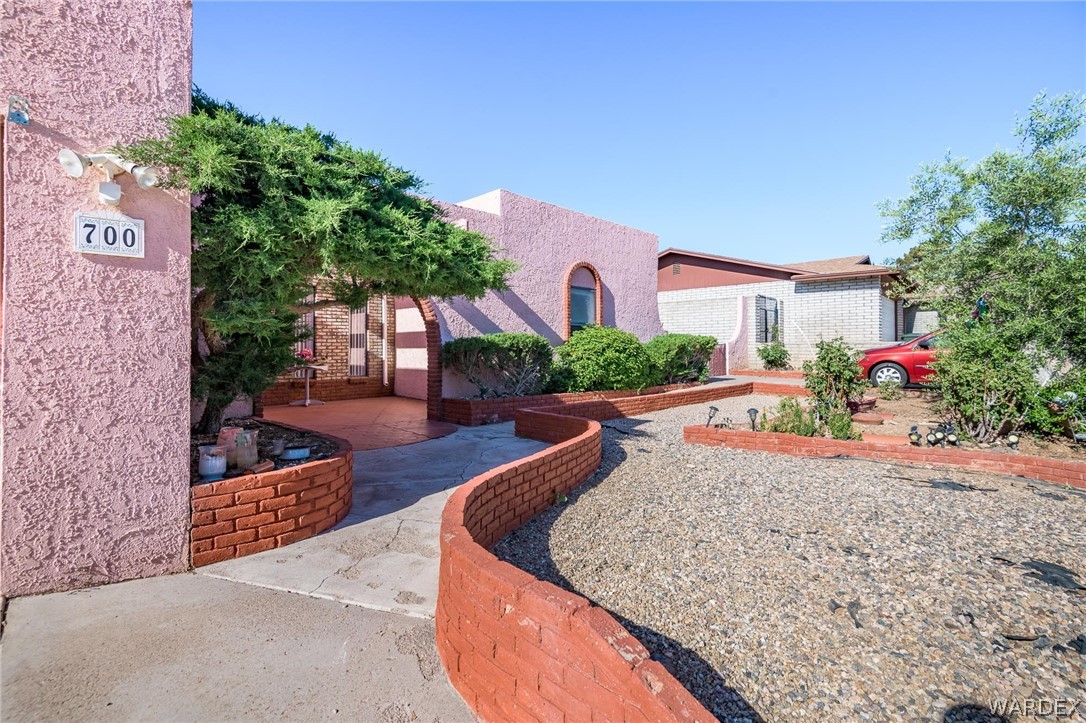 700 Ridgecrest Drive Kingman, AZ 86409 - Photo 2 of 34 Gallery Image 2
