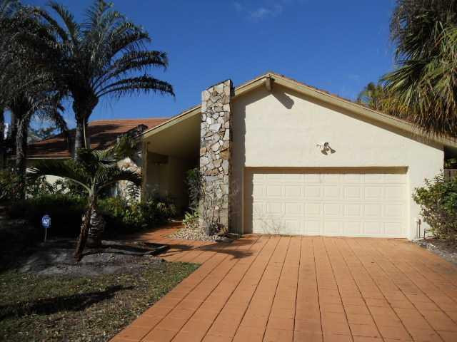 1111 North Pine Island Road Plantation, FL 33322 - Photo 1 of 25 Exterior Front