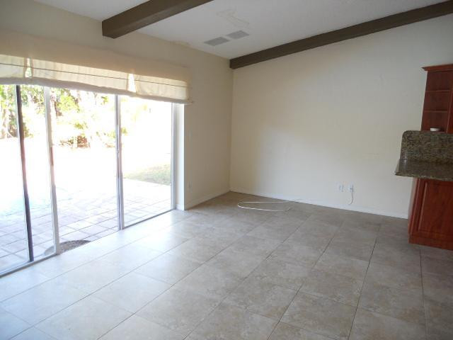1111 North Pine Island Road Plantation, FL 33322 - Photo 5 of 25 Family/Great Room